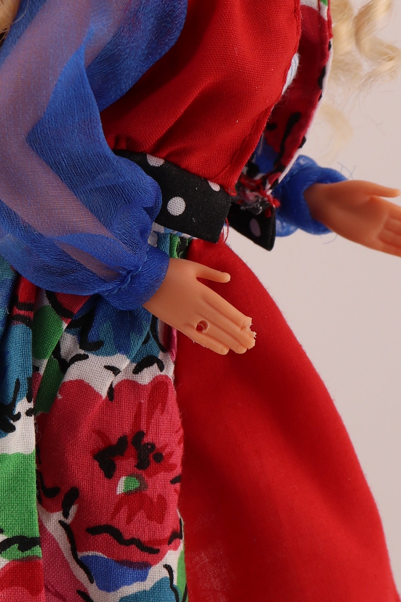 Teen Talk Barbie with Curly Blonde Hair (1991)