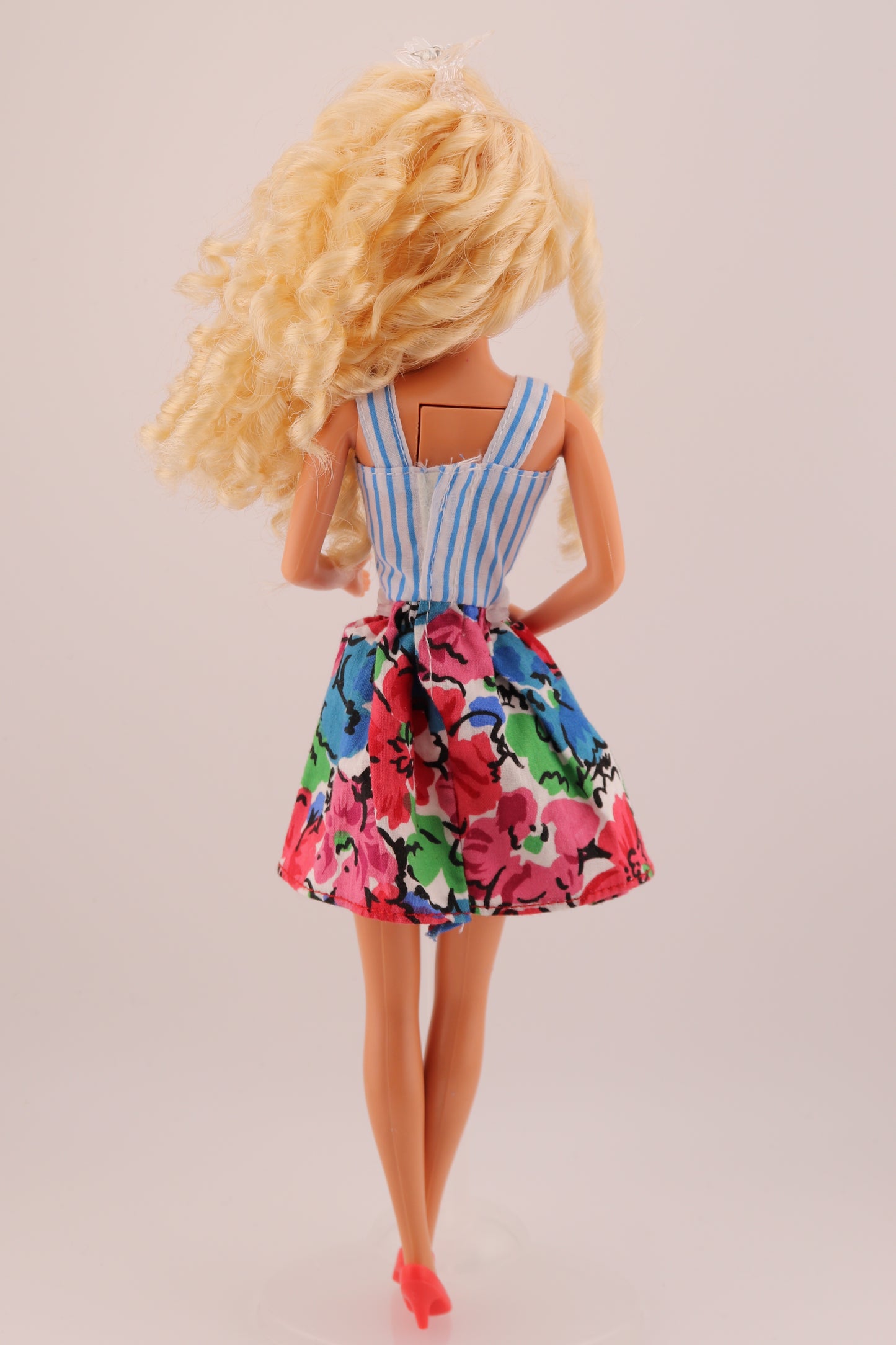 Teen Talk Barbie with Curly Blonde Hair (1991)