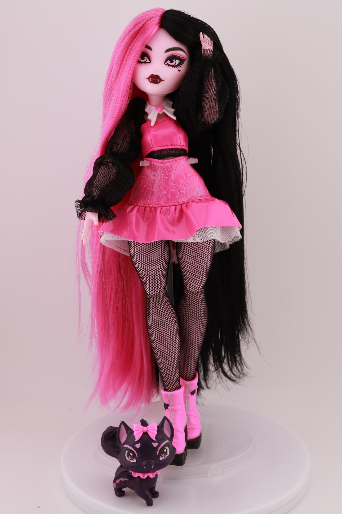 Rerooted Monster High Draculaura G3