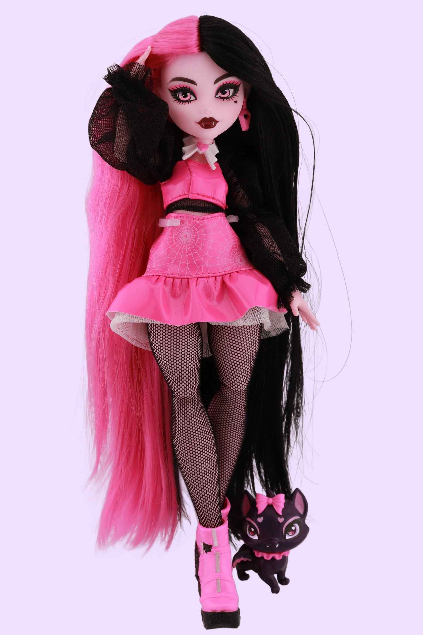 Rerooted Monster High Draculaura G3