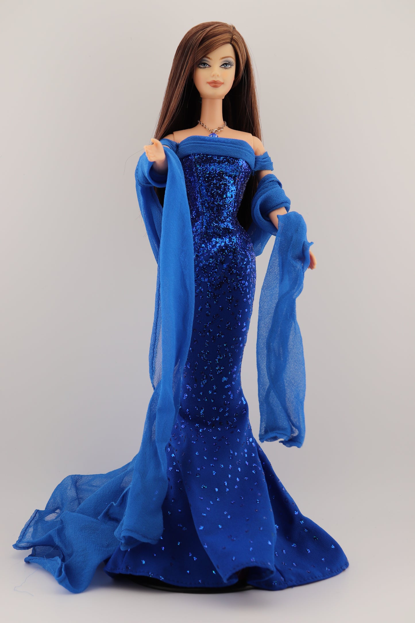 2002 Rare Sapphire September Birthstone Barbie Brunette