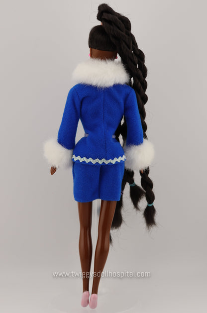 1996 Barbie Fashion Avenue Boutique Blue Fur Lined Jacket Coat Suit