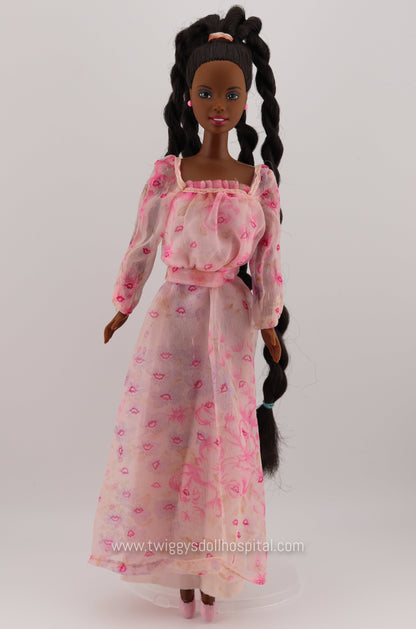 1978 Kissing Barbie Dress