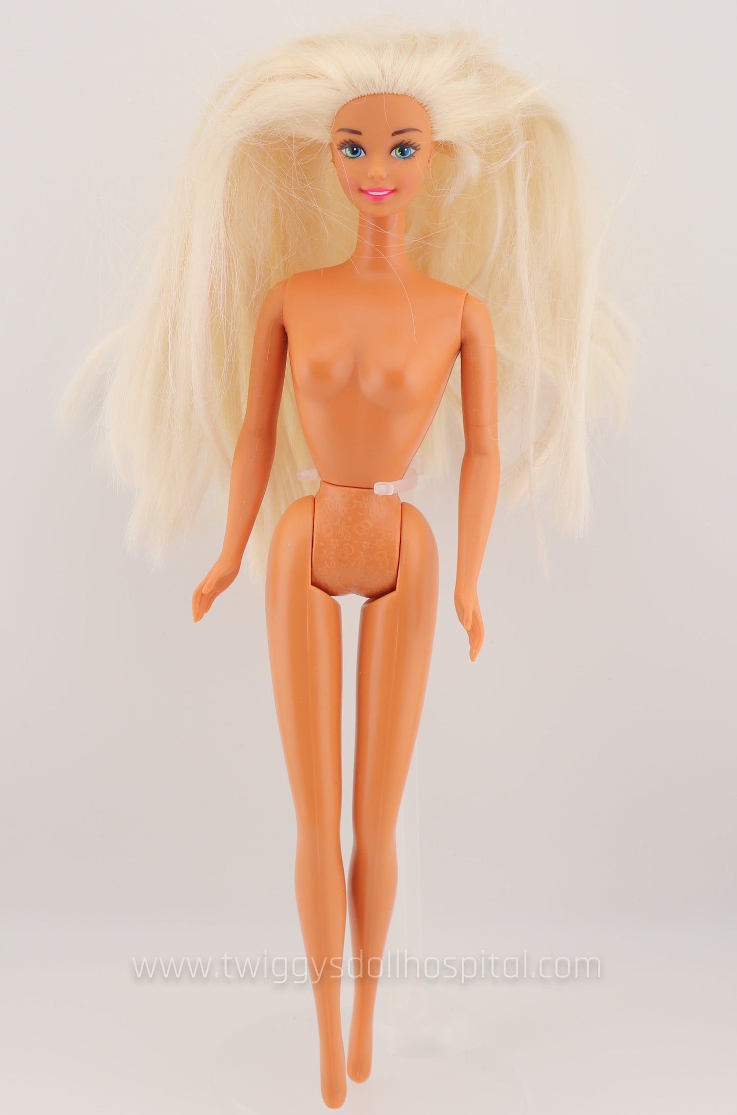 1996 Ocean Friends Barbie