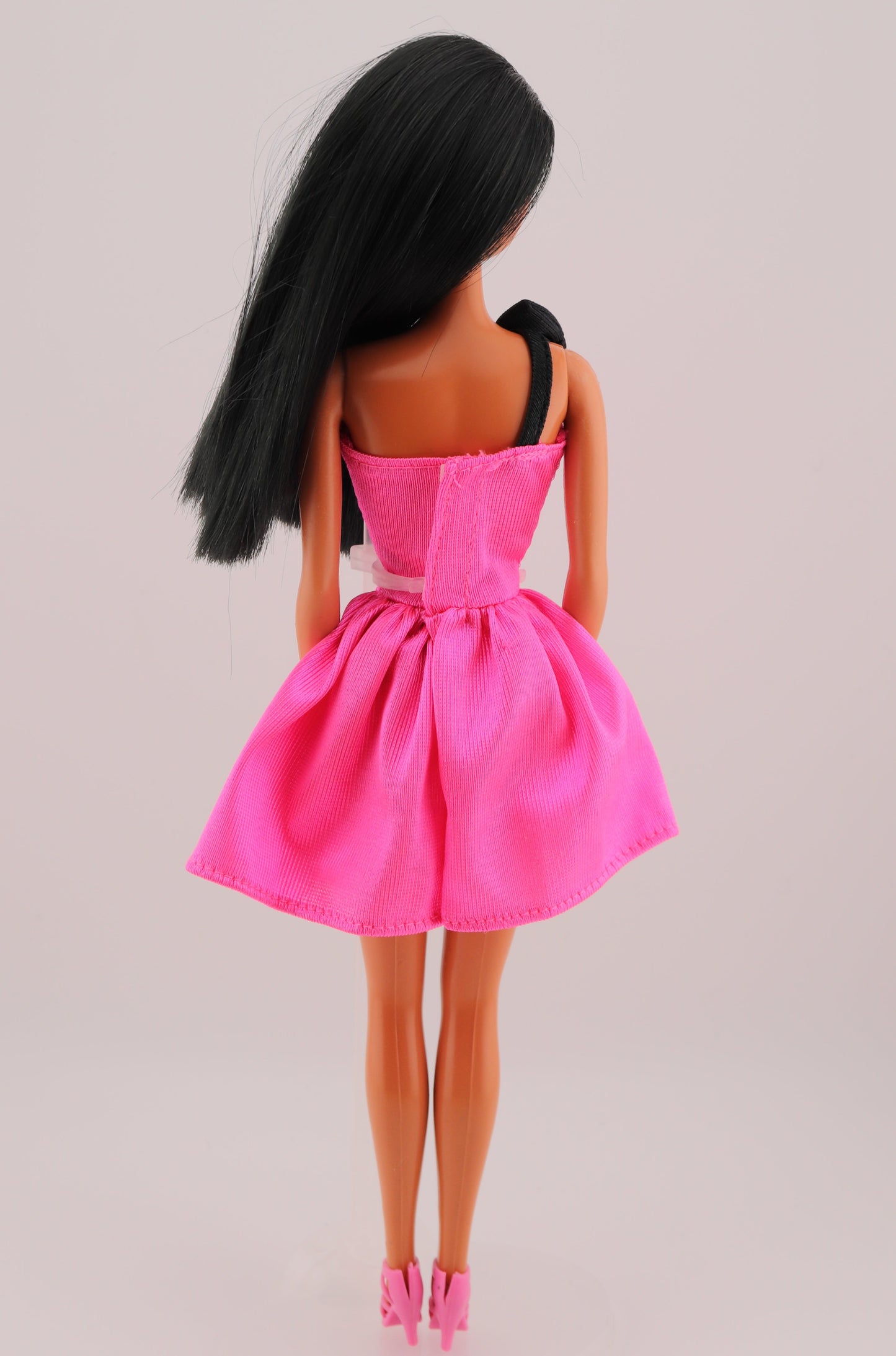 Pink Dress with Black Bow (1994)