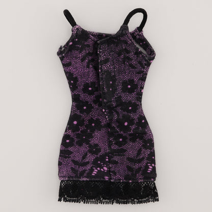 Posh Spice Doll Purple and Black Lace Dress (1998) – Twiggy's Doll Hospital Posh Spice Doll Purple and Black Lace Dress (1998) – Twiggy's Doll Hospital