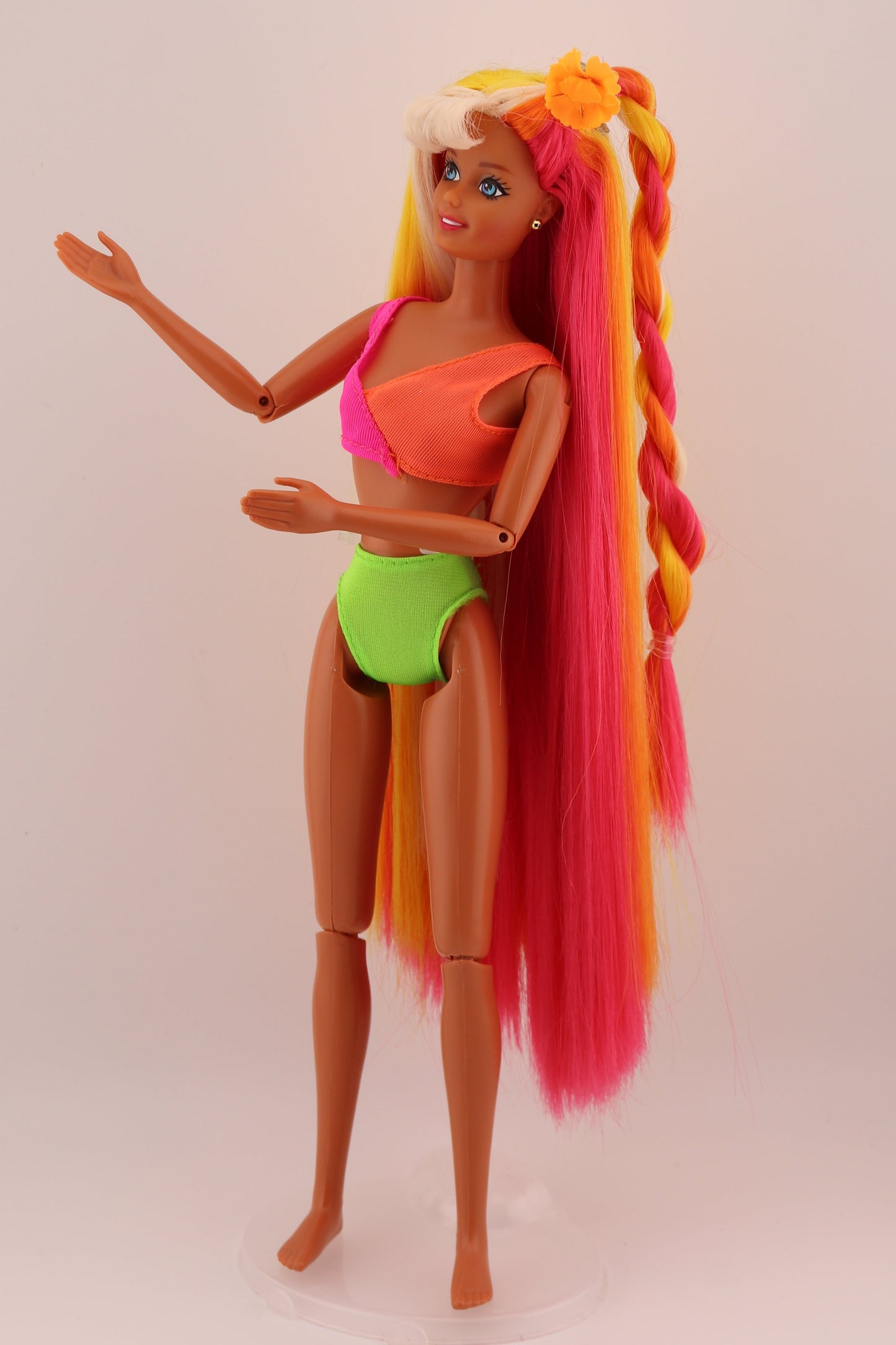 Hula Hair Barbie Pink Yellow and Orange Hair (1996) #2