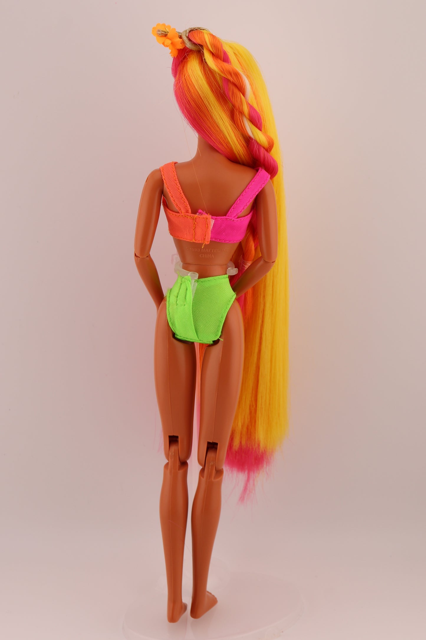 Hula Hair Barbie Pink Yellow and Orange Hair (1996) #2