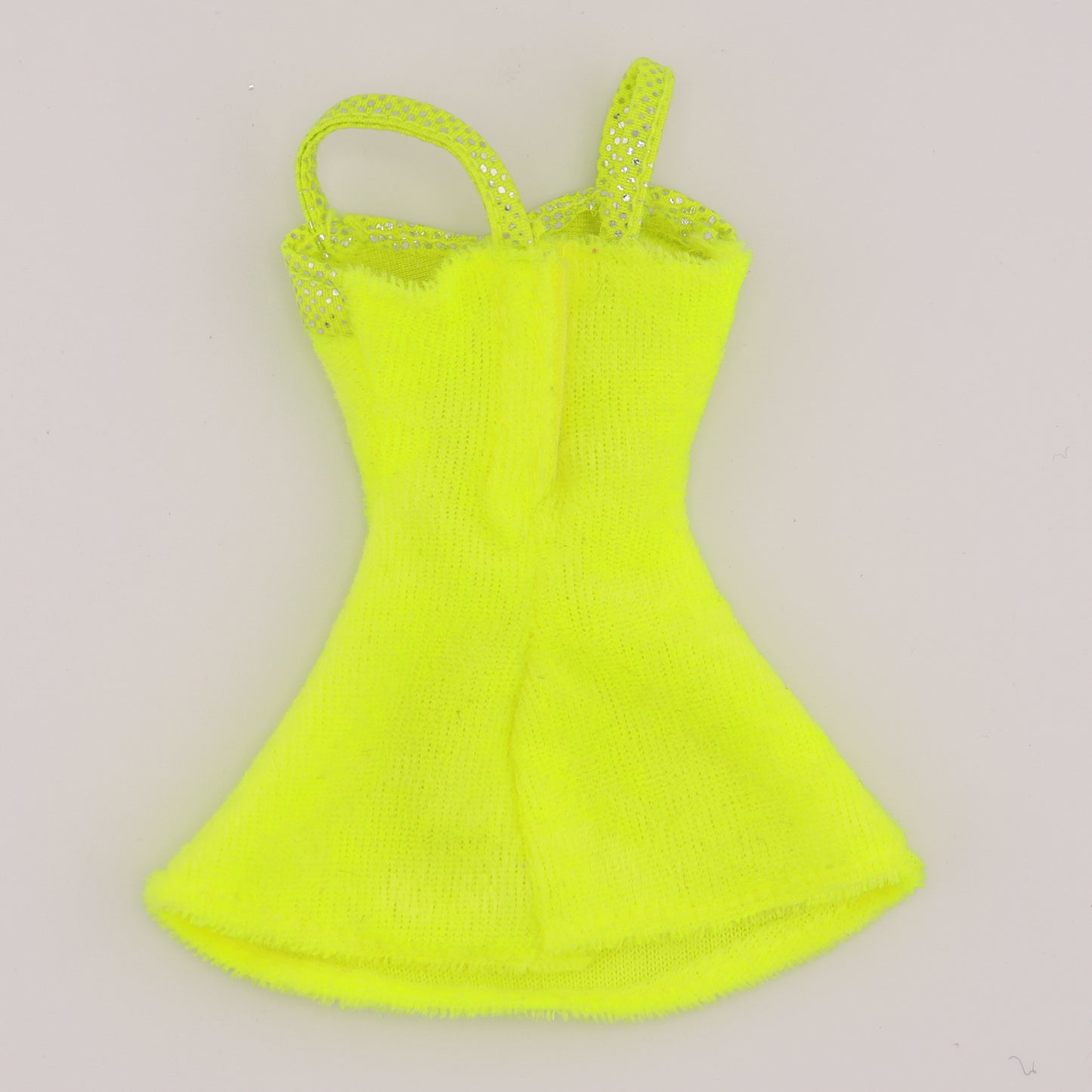 Sweetheart Barbie Yellow Velvet Dress (1997)